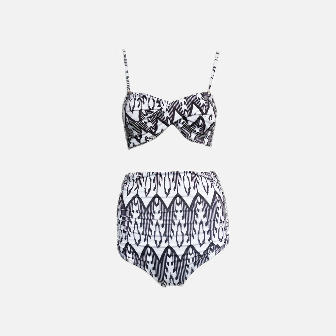 MARILYN Twisted Bikini